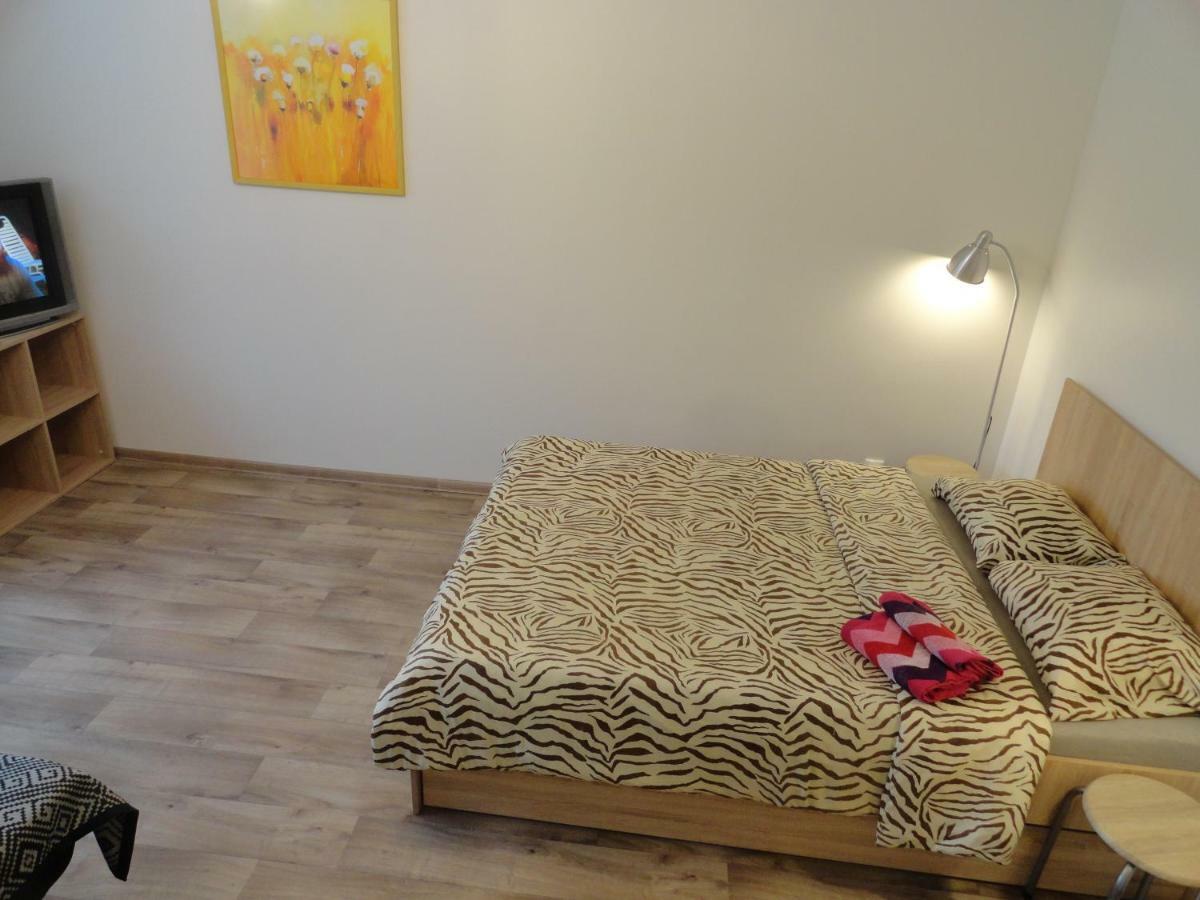 Apartment Arena Riga quiet center FREE PARKING Exterior foto